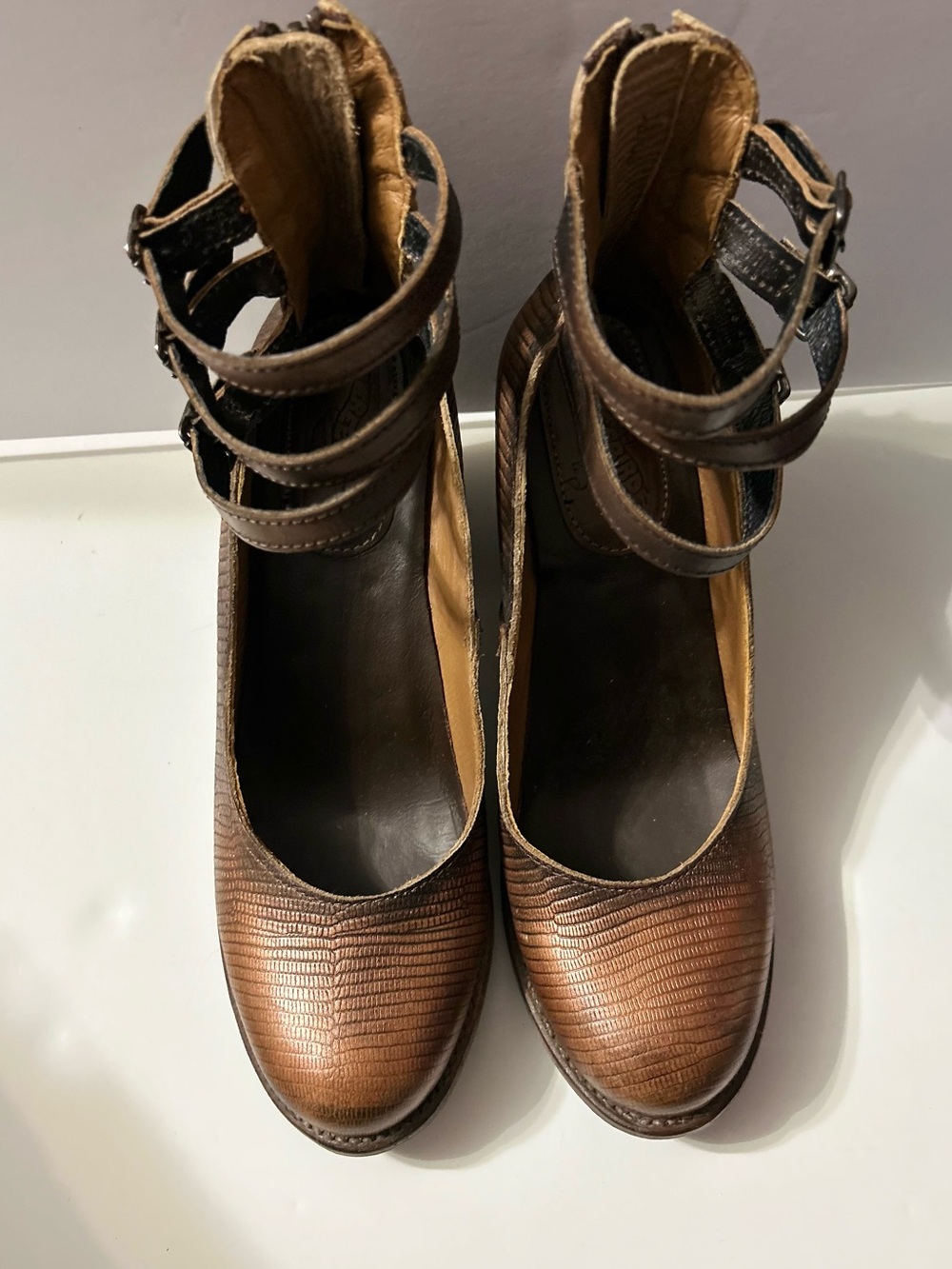 ⭐️Freebird Randy Snake Print Copper shoes size 10⭐️ - Picture 3 of 10